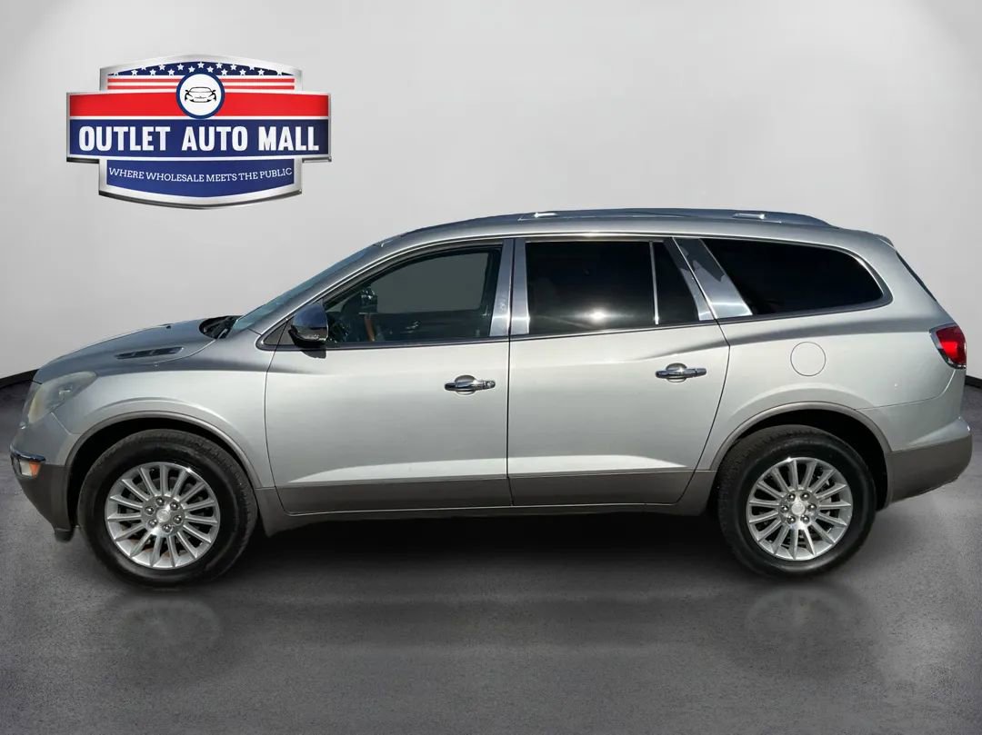 Used 2011 Buick Enclave CXL image 6