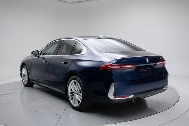 Used 2024 BMW 530i xDrive w/ Executive Package image 3
