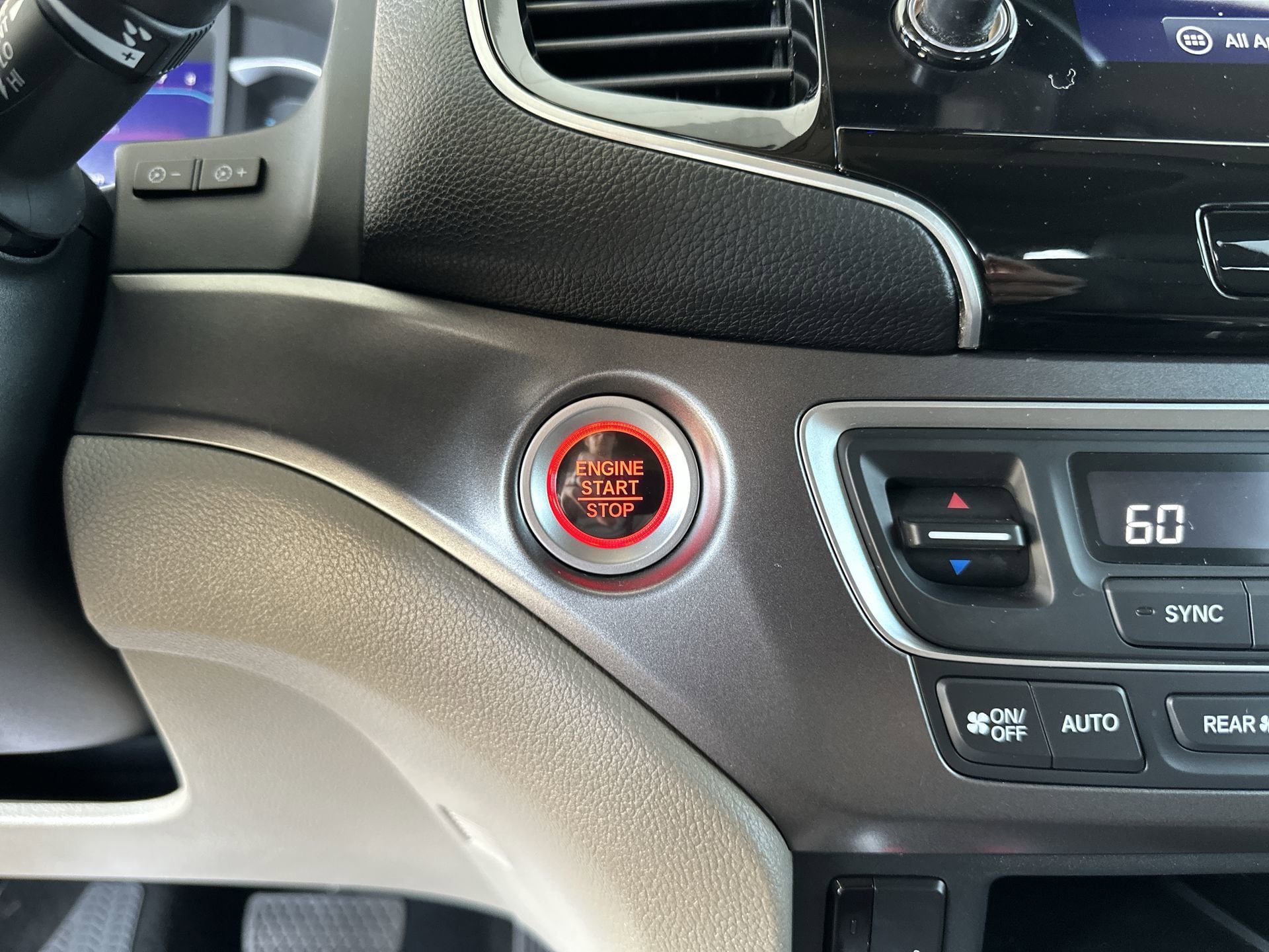 Used 2022 Honda Pilot EX-L image 16