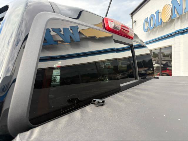 Used 2023 Chevrolet Colorado W/T w/ WT Convenience Package AWD/4WD image 17