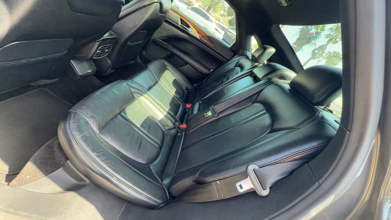 Used 2017 Lincoln MKZ Reserve image 23