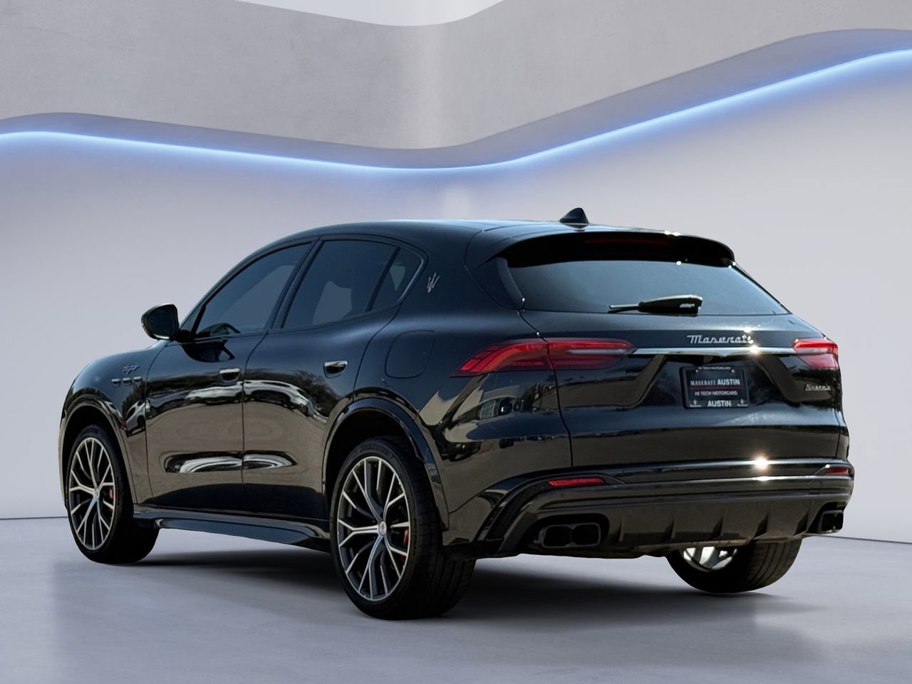 Certified 2023 Maserati Grecale Trofeo image 9