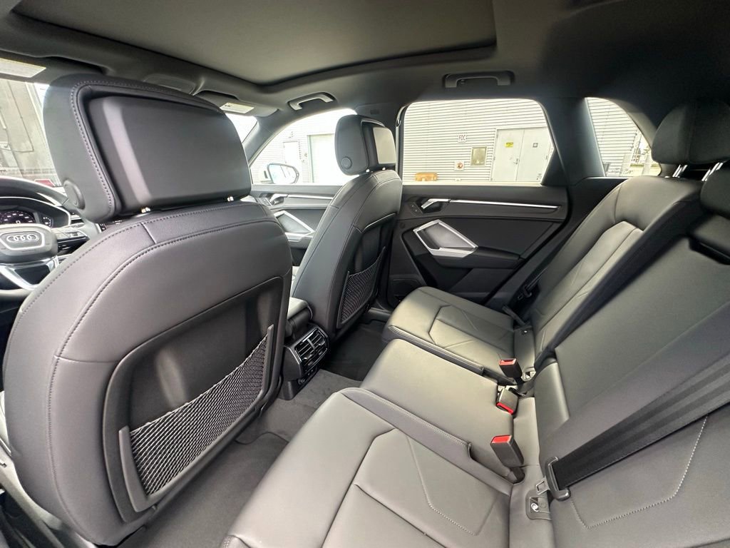 New 2025 Audi Q3 2.0T Premium Plus w/ Premium Plus Package image 18