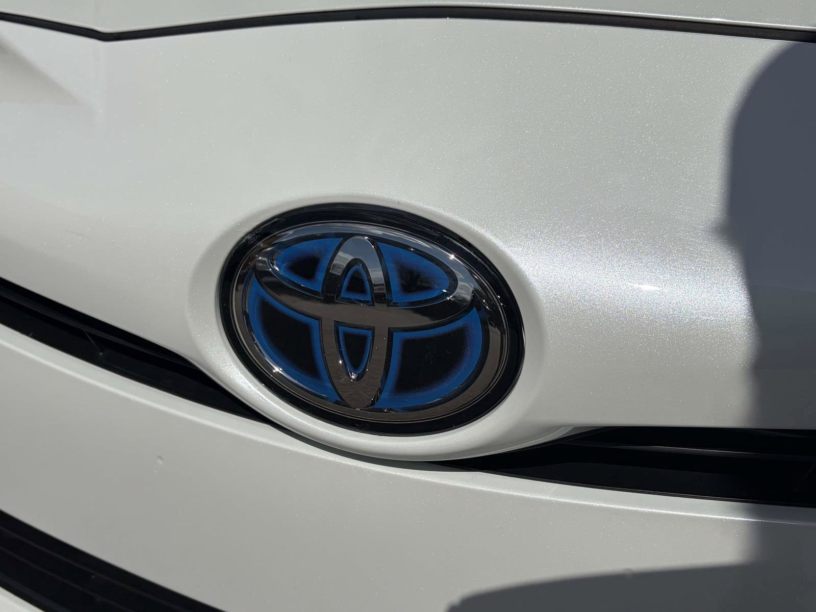 Used 2016 Toyota Prius Four Touring w/ Premium Convenience Package FWD image 26
