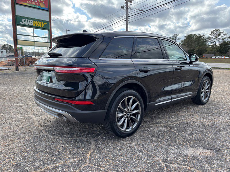 Used 2020 Lincoln Corsair FWD w/ Premium Package image 5