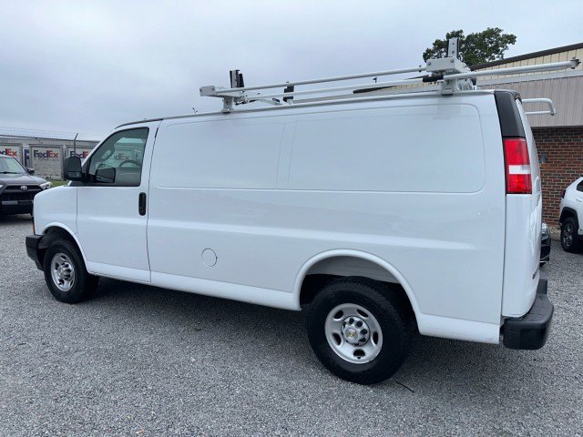Used 2025 Chevrolet Express 2500 w/ Driver Convenience Package RWD image 11