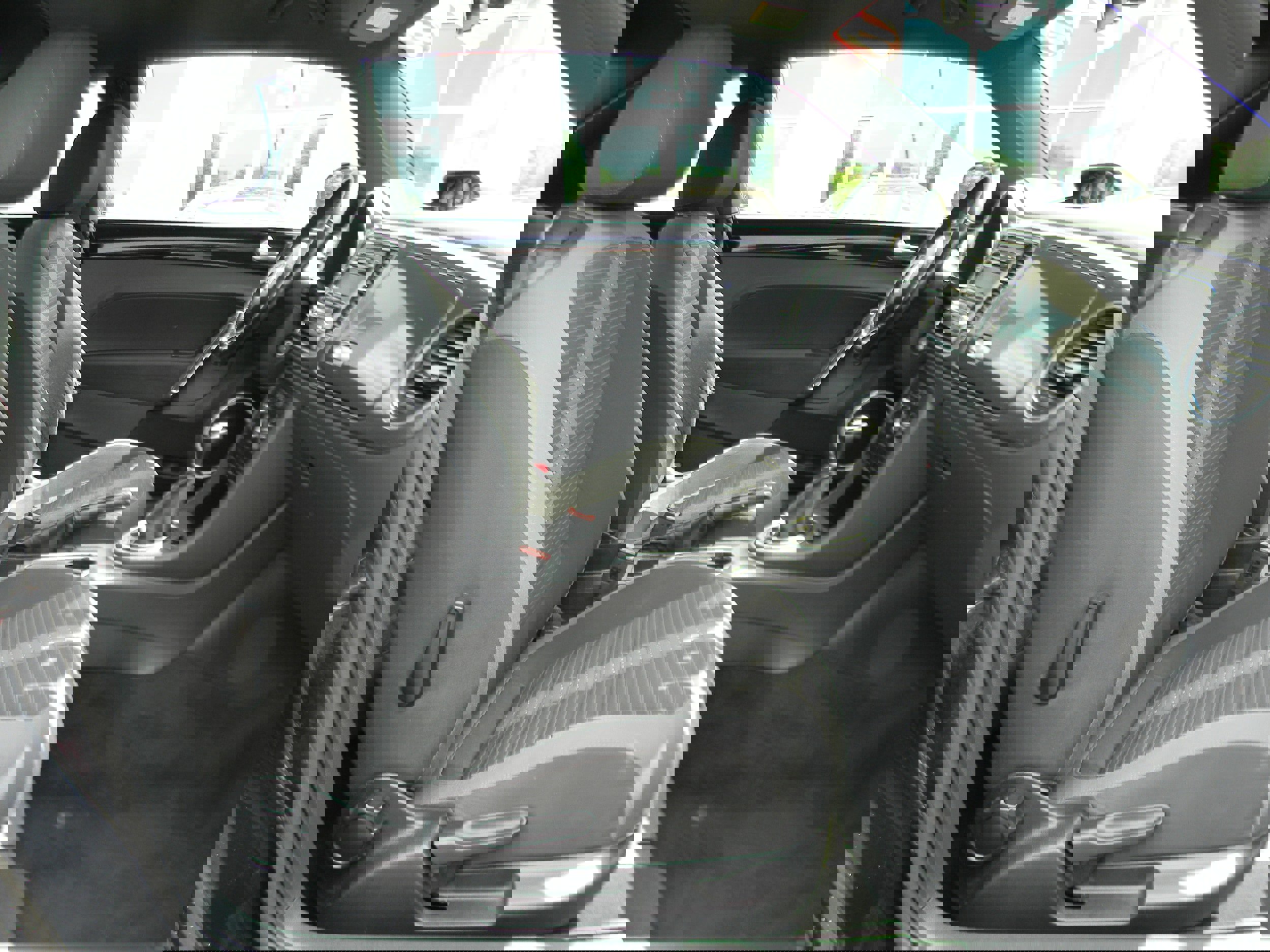 Used 2012 Volkswagen Beetle 2.0T image 5