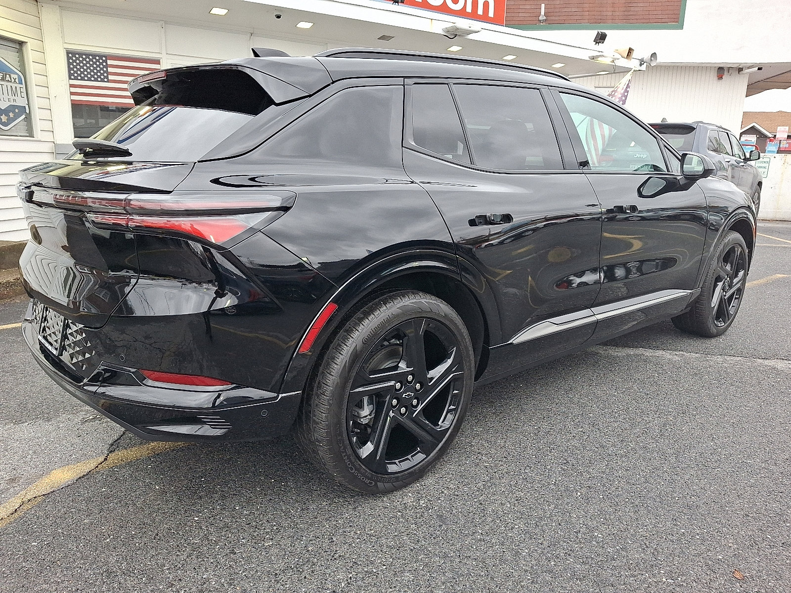 Used 2024 Chevrolet Equinox EV RS image 5