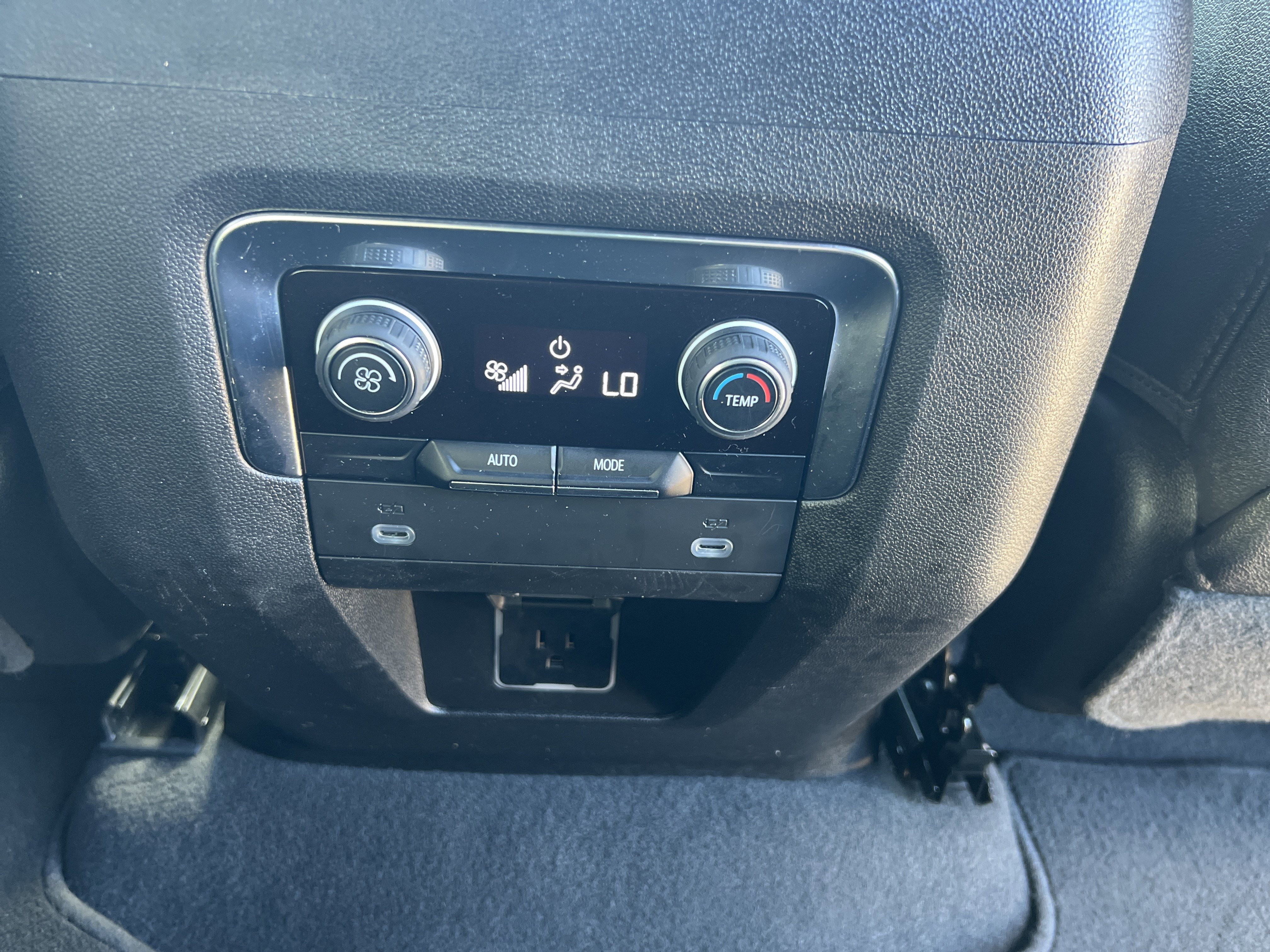 Used 2023 Chevrolet Tahoe LT image 10