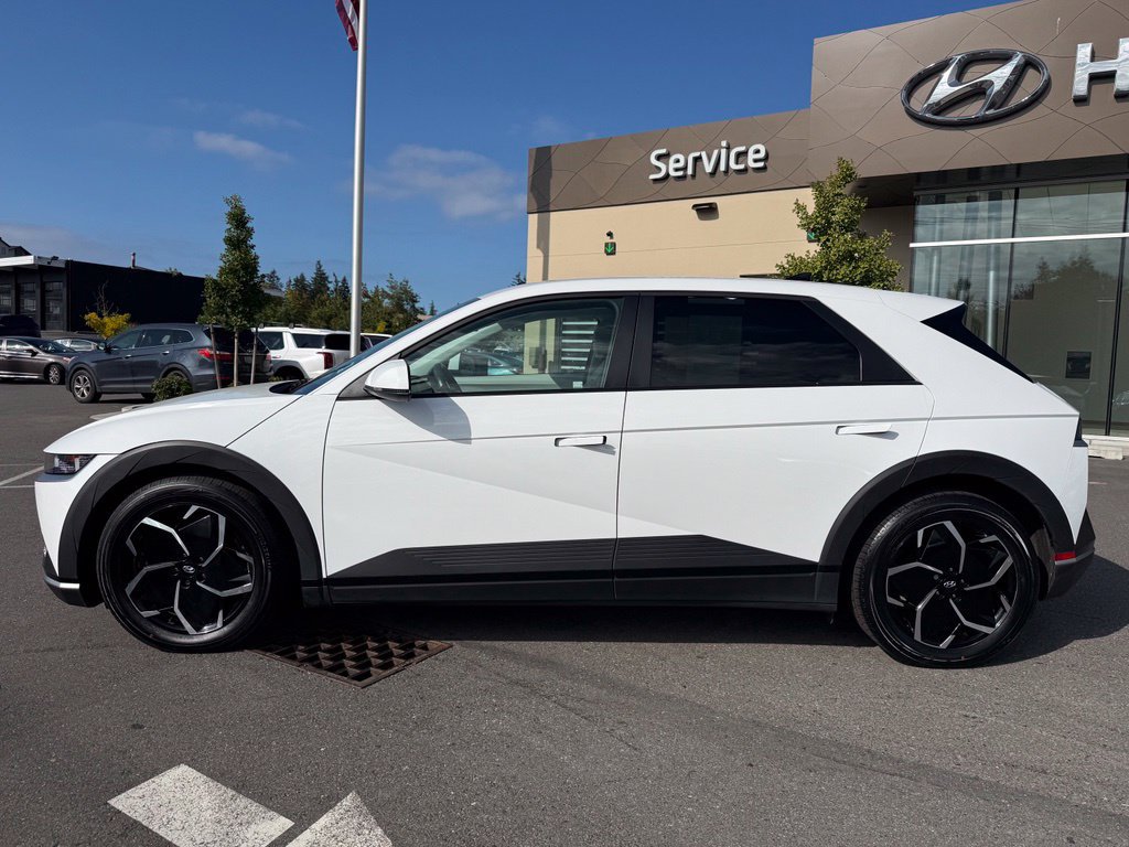 Certified 2023 Hyundai Ioniq 5 SEL w/ Cargo Package AWD/4WD image 2