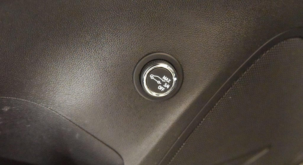 Used 2023 Buick Envision Preferred w/ Sport Touring Package image 17