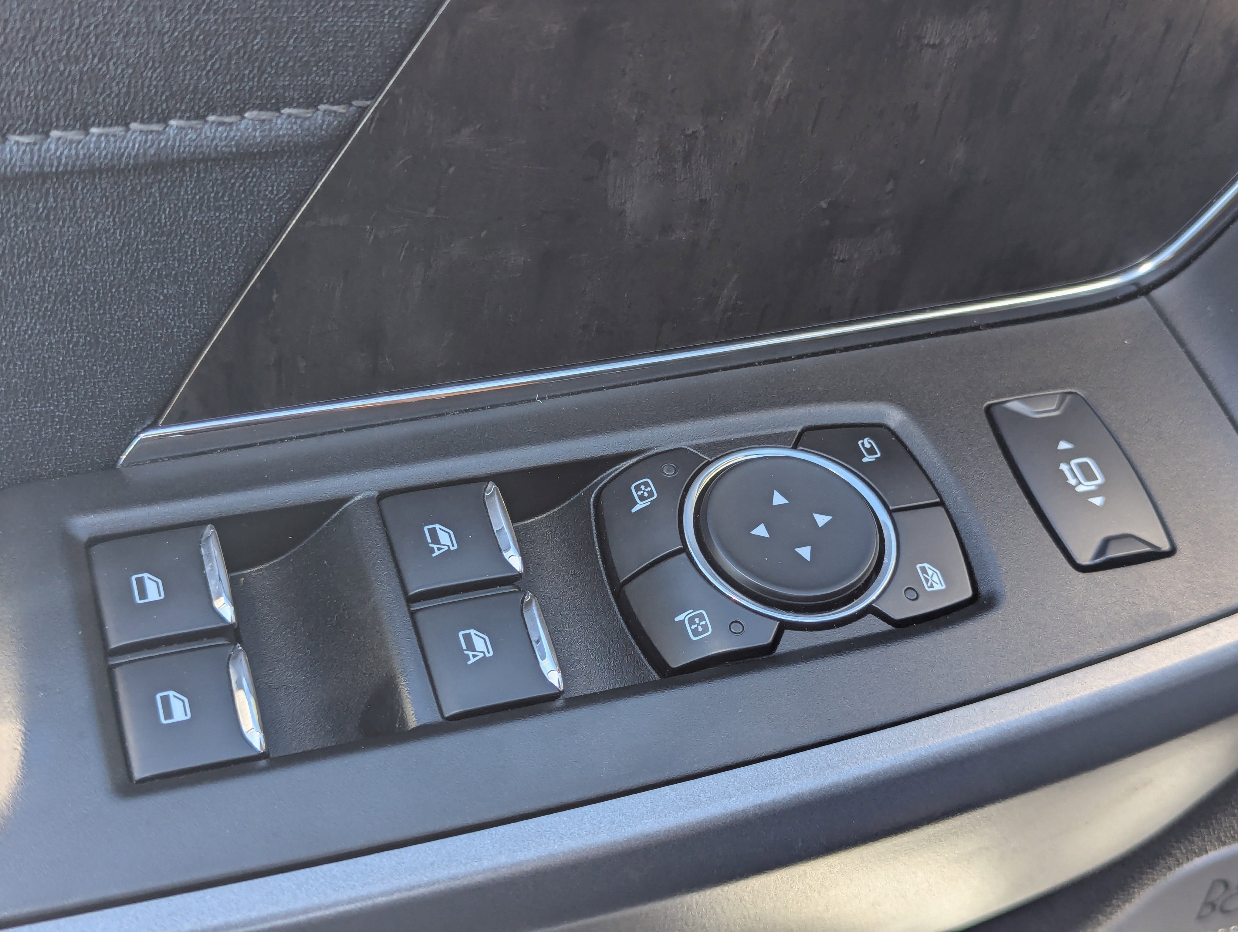 Used 2024 Ford F250 Lariat image 22