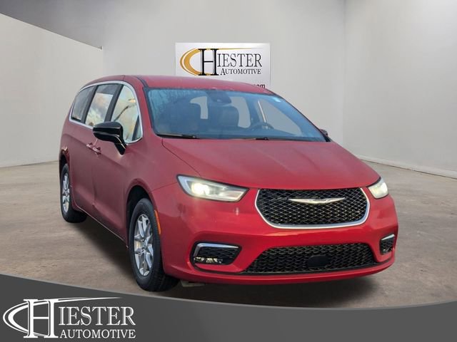 New 2026 Chrysler Pacifica Select FWD image 1