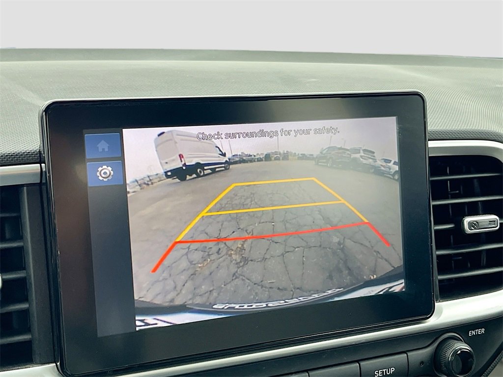 Used 2024 Hyundai Venue SEL image 14