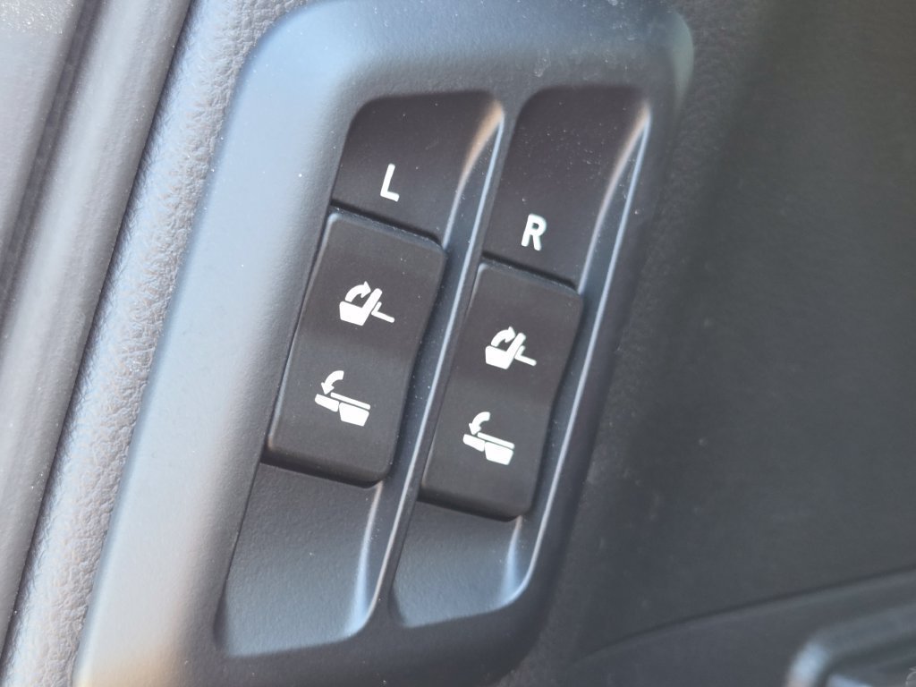 Used 2023 Lexus GX 460 Premium AWD/4WD image 31