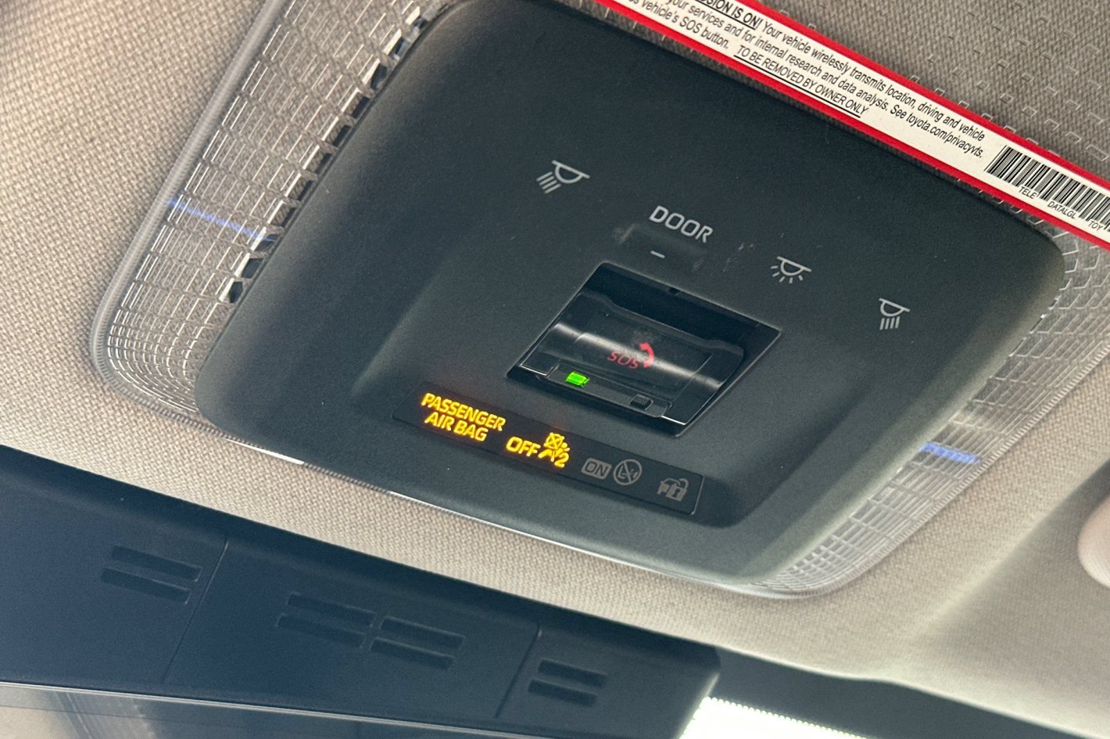 Used 2026 Toyota Prius LE FWD image 23