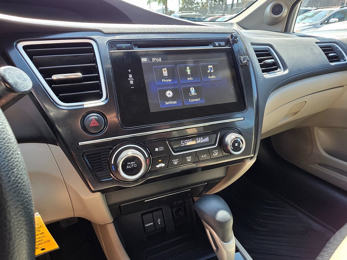 Used 2015 Honda Civic SE image 32