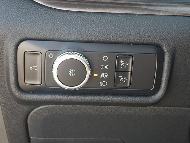 Used 2023 Ford Explorer Limited w/ Limited Technology Package AWD/4WD image 26