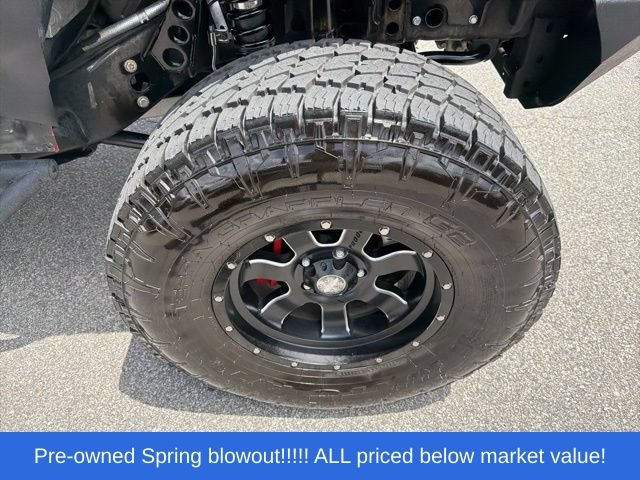 Used 2018 Jeep Wrangler Rubicon w/ Cold Weather Group AWD/4WD image 31