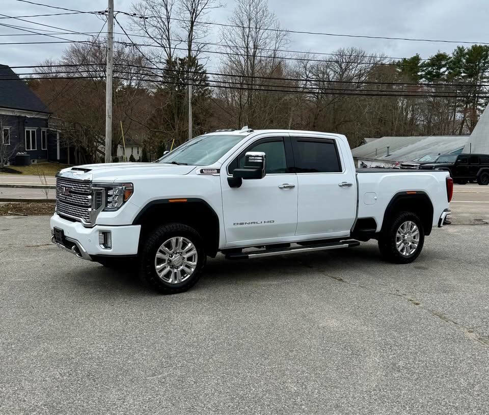 Used 2021 GMC Sierra 2500 Denali w/ Denali Ultimate Package AWD/4WD image 1