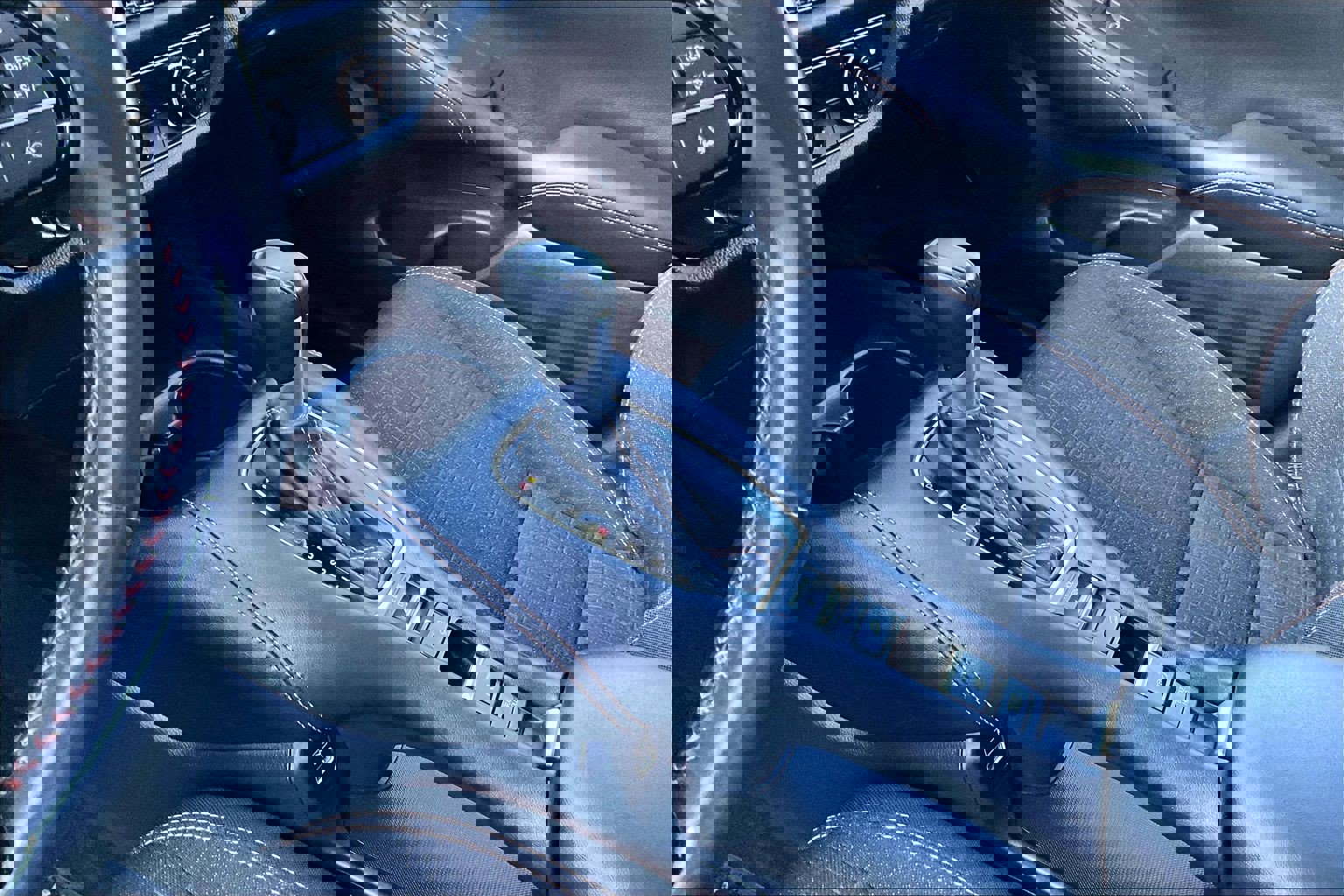 Used 2023 Honda HR-V Sport image 15