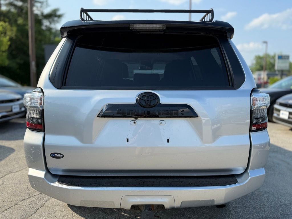 Used 2020 Toyota 4Runner Venture image 4