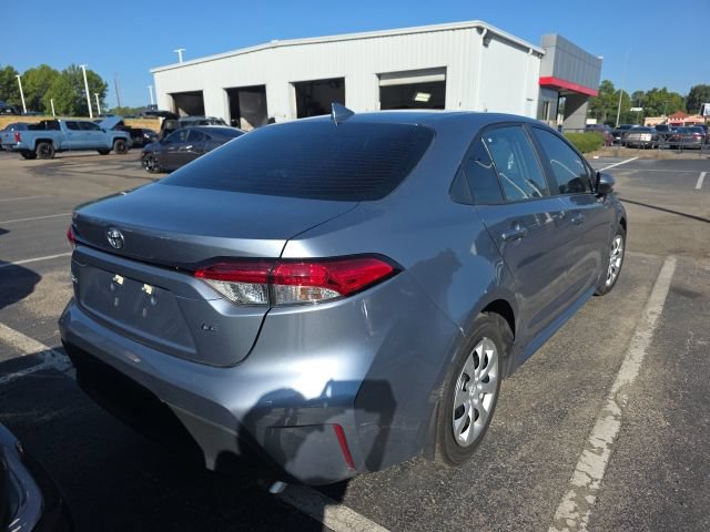 Certified 2025 Toyota Corolla LE FWD image 6