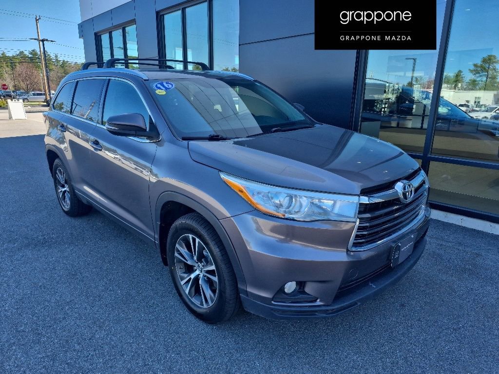 Used 2016 Toyota Highlander XLE