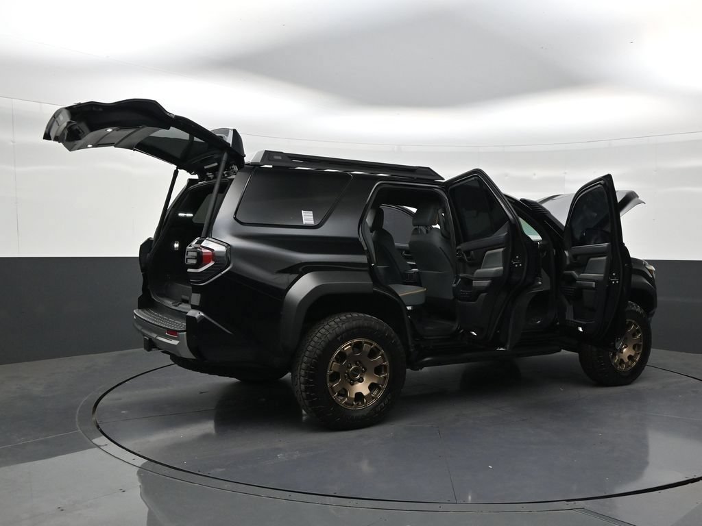 Used 2025 Toyota 4Runner Trailhunter AWD/4WD image 27