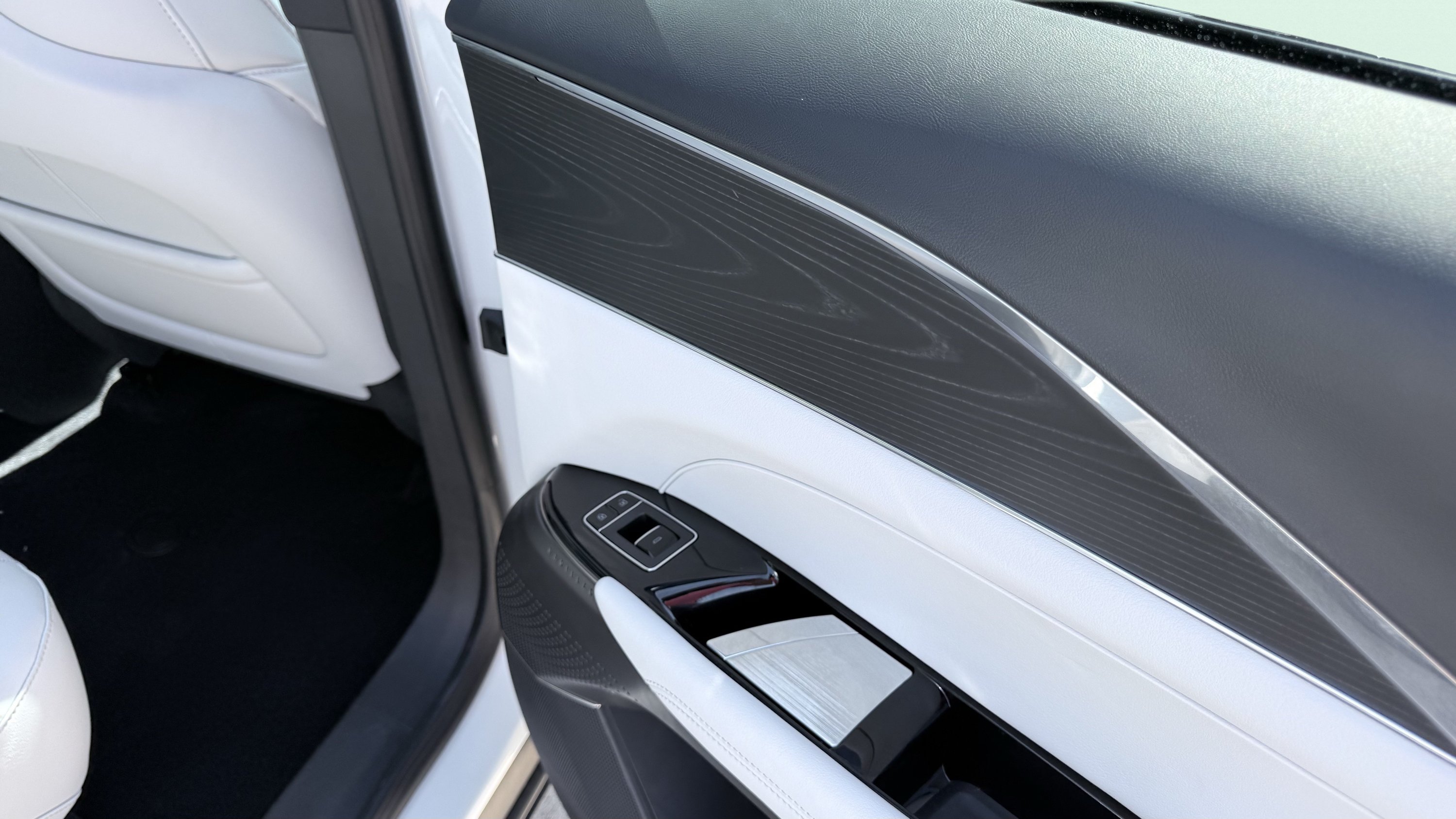 Used 2024 Cadillac Lyriq Luxury RWD image 49