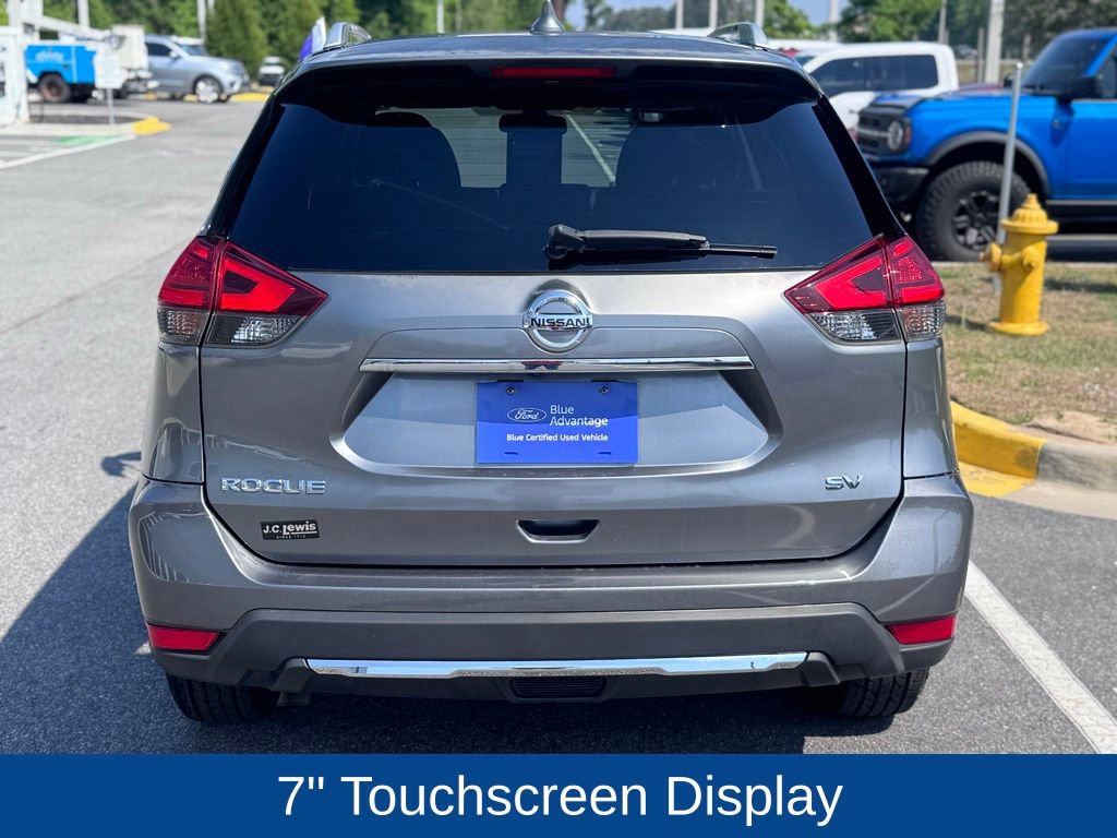 Used 2017 Nissan Rogue SV w/ SV Premium Package FWD image 6
