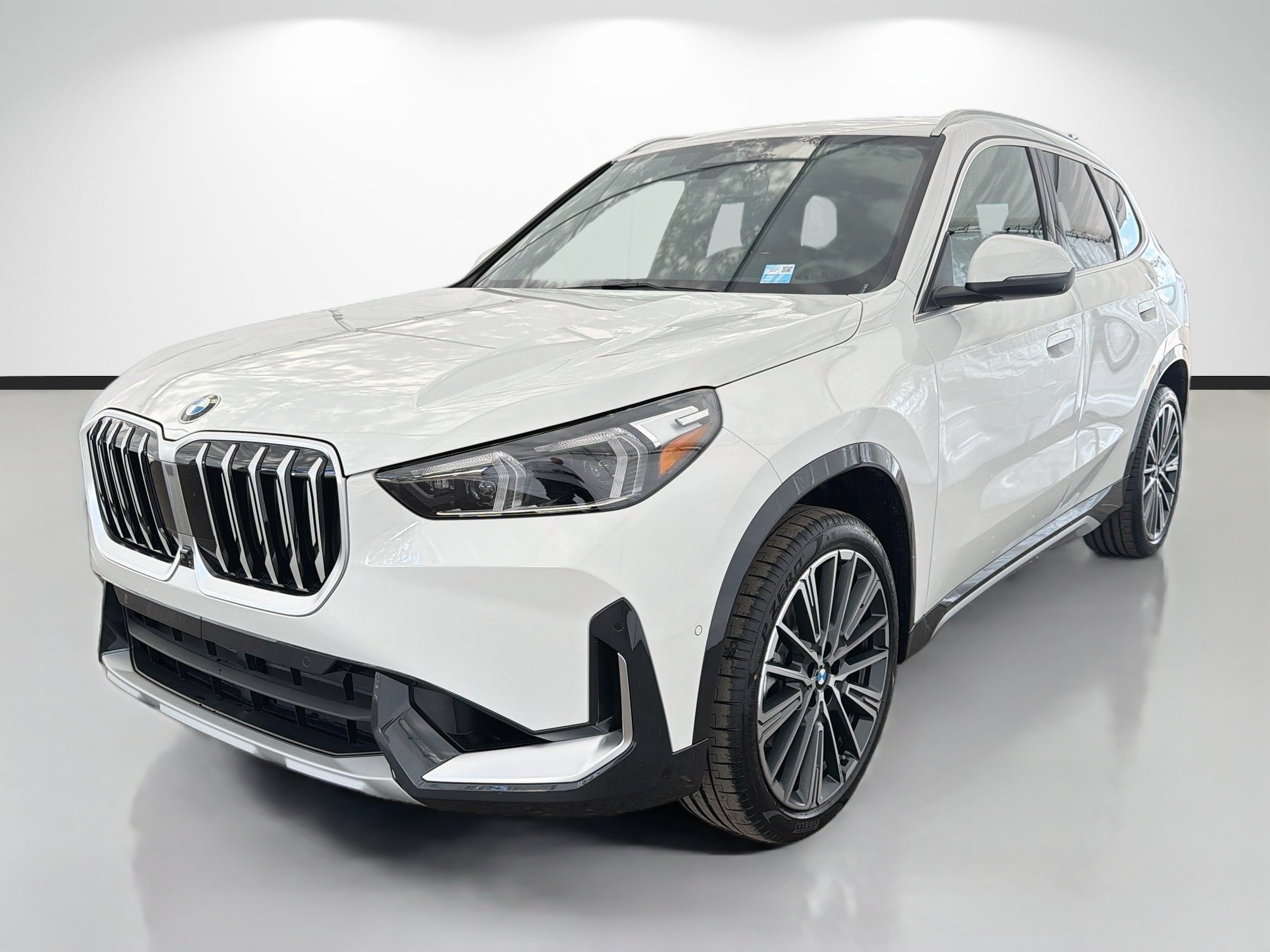 Used 2026 BMW X1 xDrive28i w/ Technology Package AWD/4WD image 7