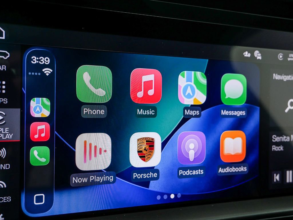 New 2026 Porsche Macan GTS image 17