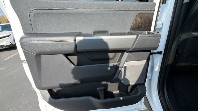 New 2026 Ford F350 Lariat w/ FX4 Off-Road Package image 14