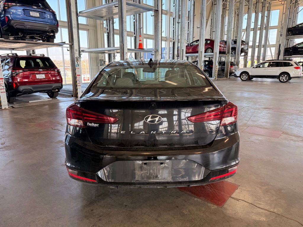 Used 2020 Hyundai Elantra SEL image 4