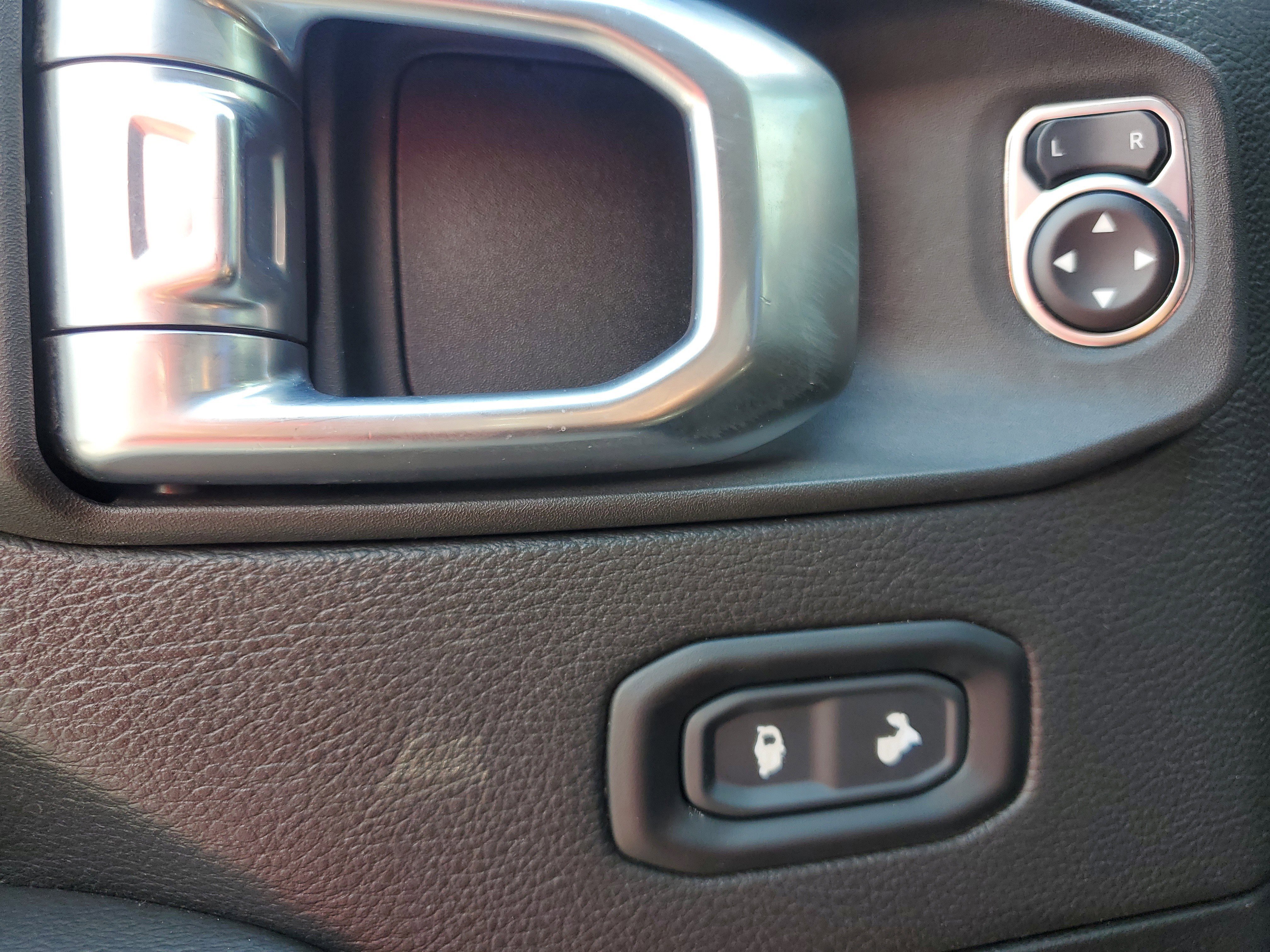 Used 2021 Jeep Wrangler Unlimited Rubicon image 18