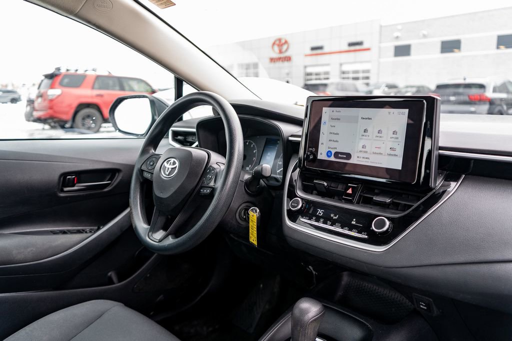 Used 2023 Toyota Corolla LE image 11