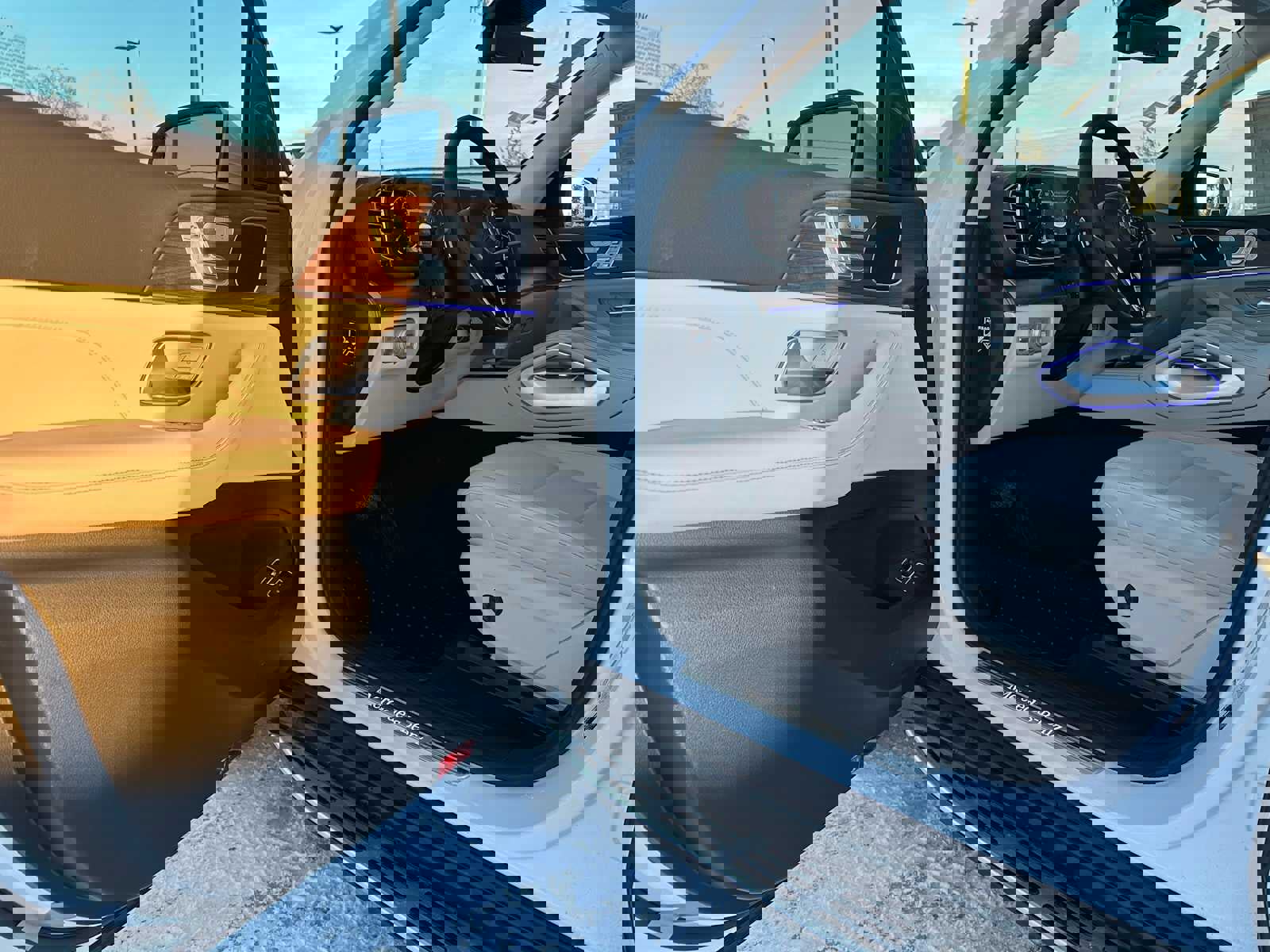 New 2026 Mercedes-Benz GLE 450e 4MATIC image 19