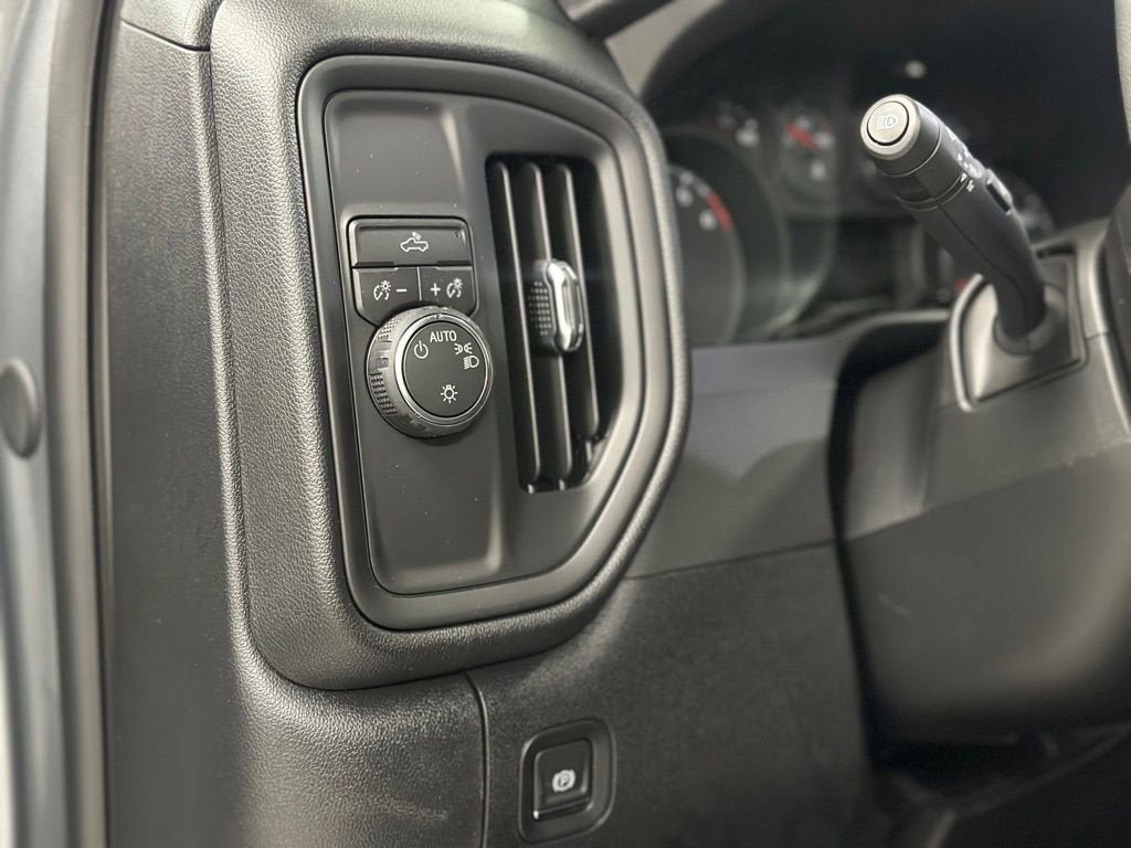 New 2026 Chevrolet Silverado 1500 Custom RWD image 19