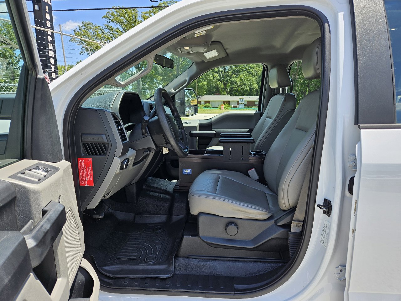 Used 2017 Ford F350 XL image 16