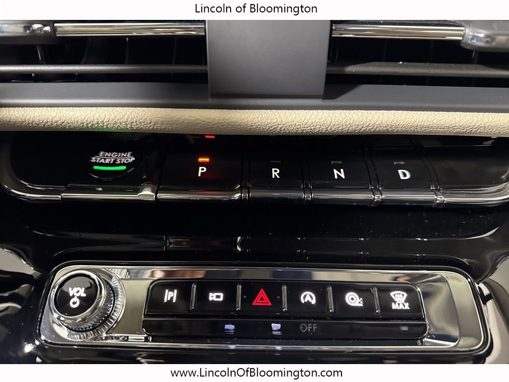 New 2026 Lincoln Corsair Premiere image 50