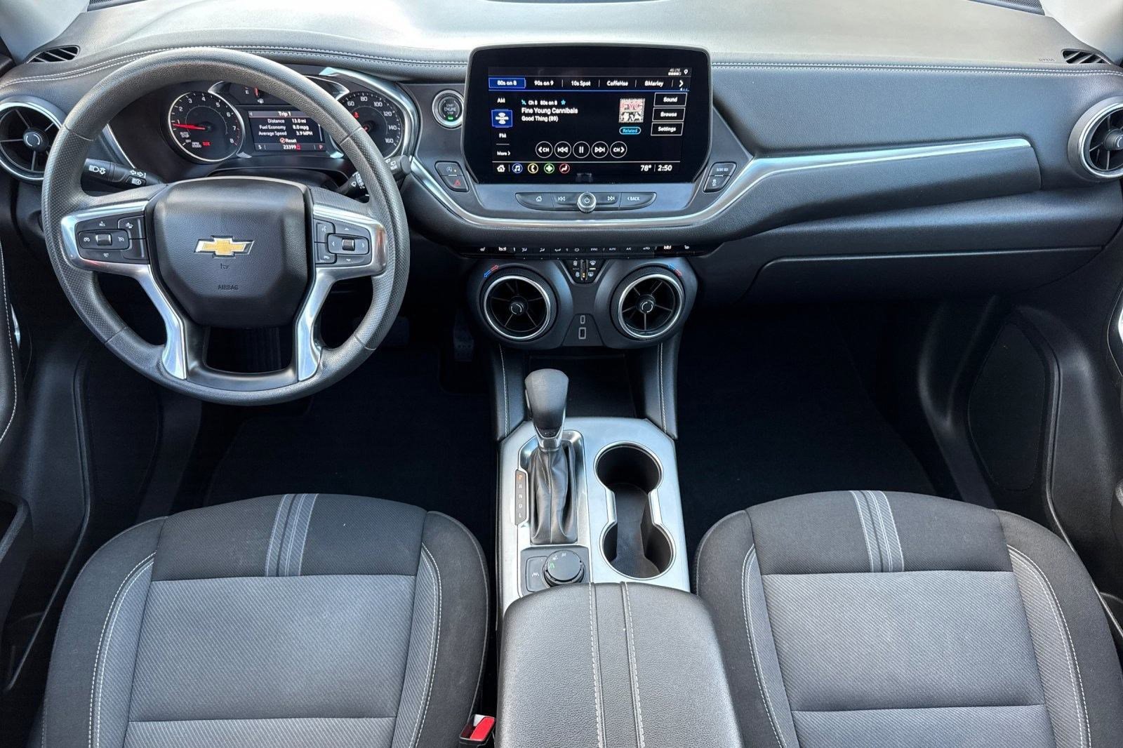 Used 2025 Chevrolet Blazer LT image 15