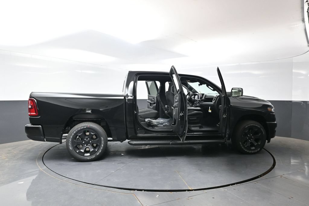 New 2026 RAM 1500 Express AWD/4WD image 46
