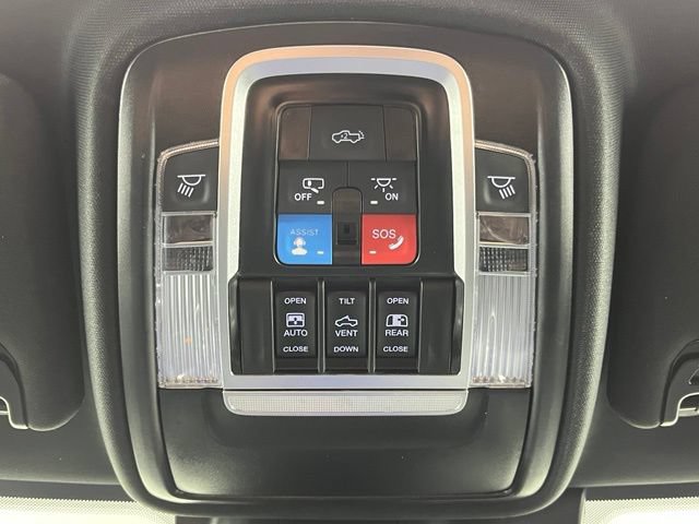 New 2026 RAM 2500 Laramie w/ Night Edition AWD/4WD image 21
