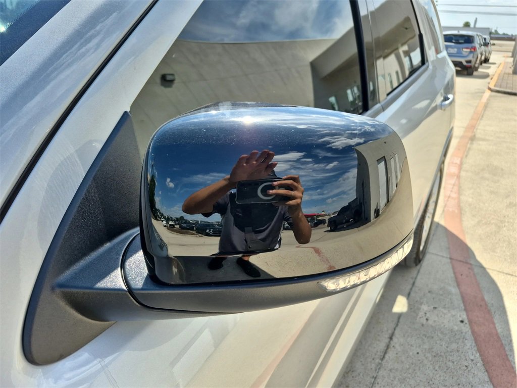 Used 2024 Dodge Durango GT image 31