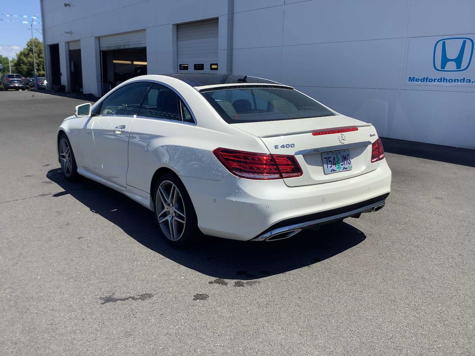 Used 2017 Mercedes-Benz E 400 4MATIC Coupe image 3
