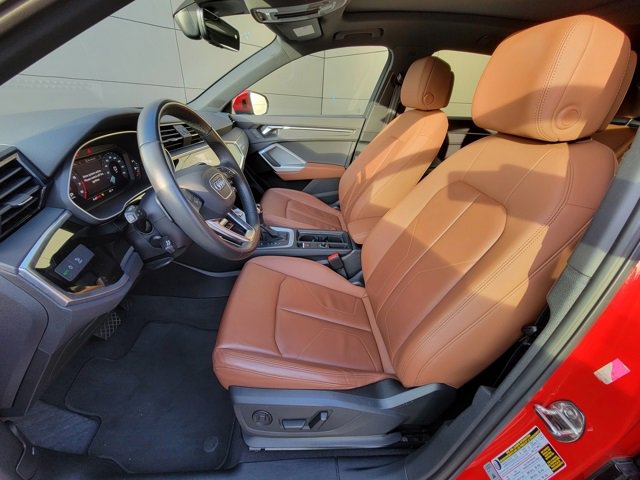 Used 2024 Audi Q3 2.0T Premium image 17