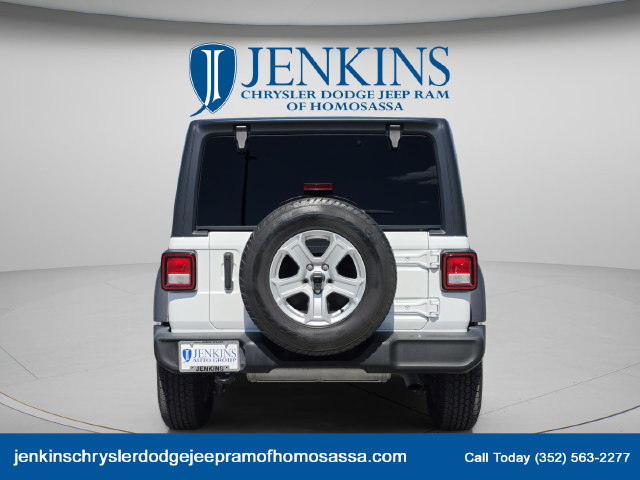 Used 2022 Jeep Wrangler Unlimited Sport AWD/4WD image 5