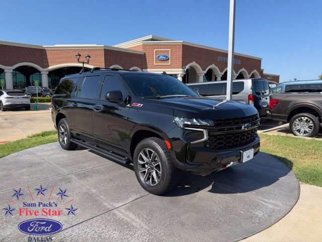 Used 2023 Chevrolet Suburban Z71 w/ Max Trailering Package AWD/4WD image 1
