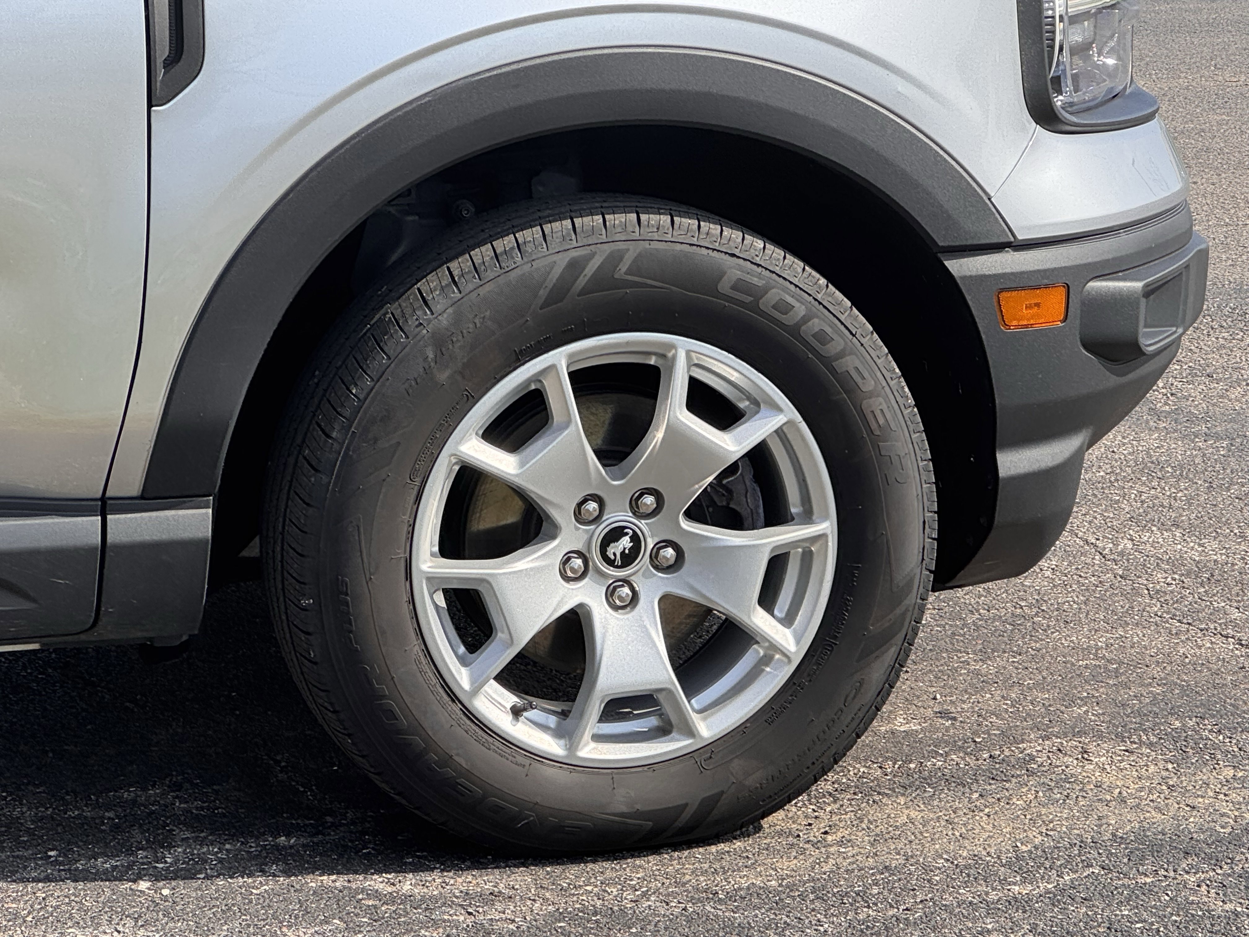 Used 2022 Ford Bronco Sport AWD/4WD image 9